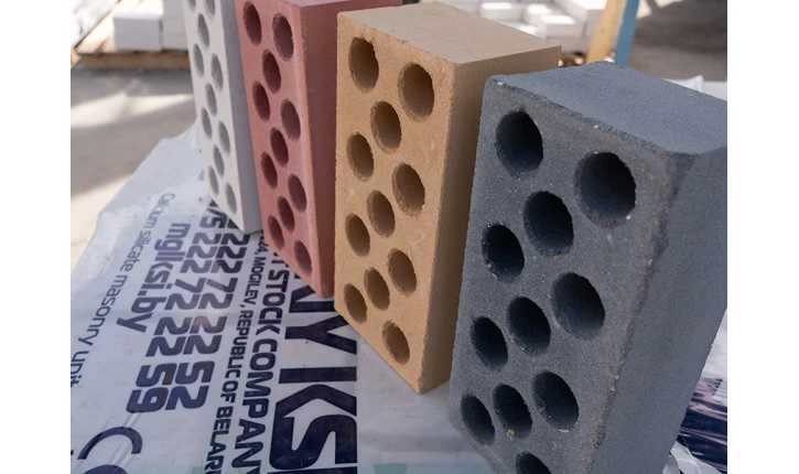 Кирпич силикатный утолщенный лицевой окрашенный графит СУЛПу 250х120х88 Могилевский КСИ